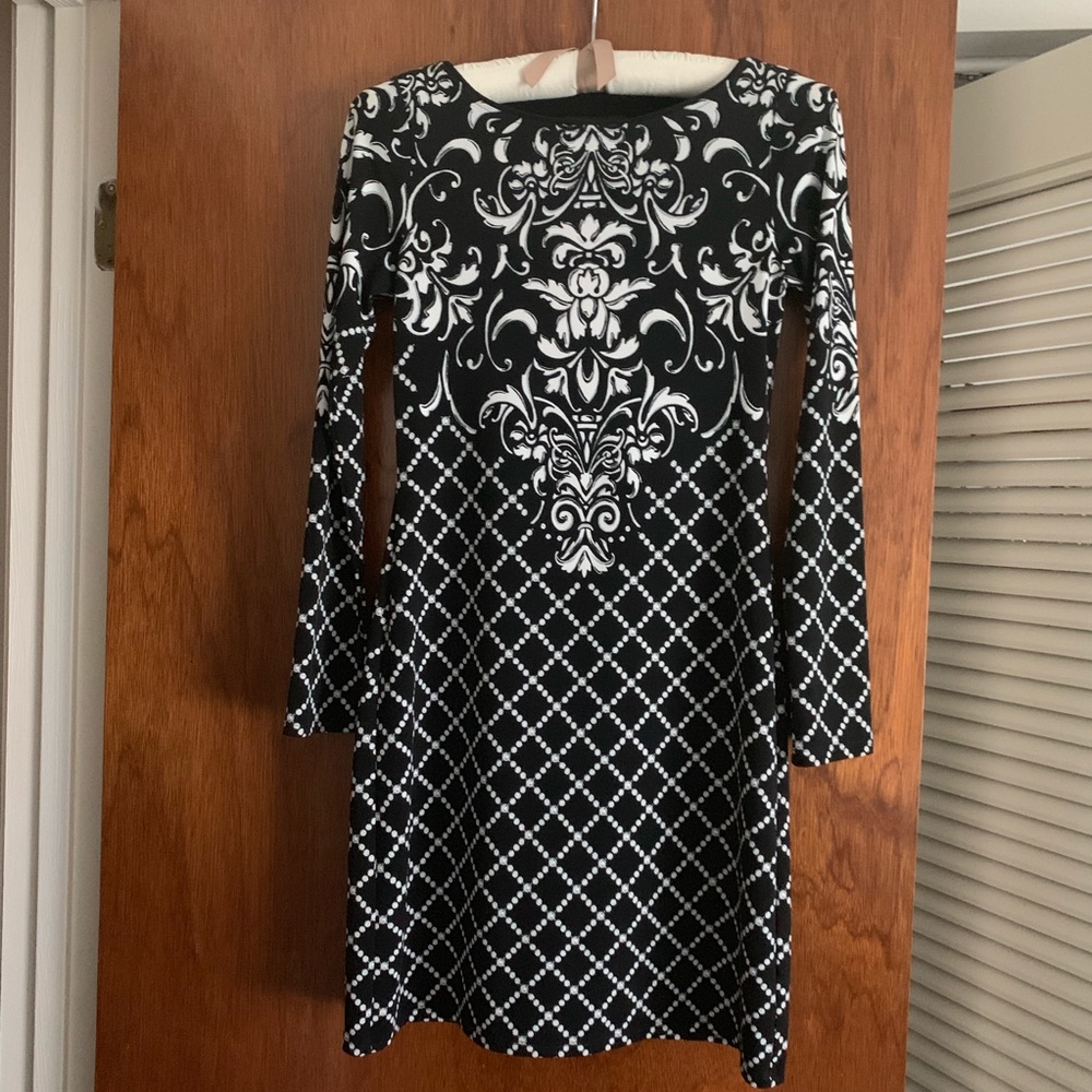 Dress-White House Black Market-Size XXS